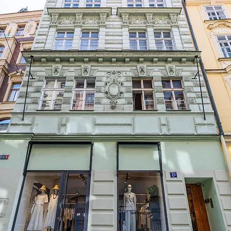 Appartement Cozy Old Town Zelezna Praag
